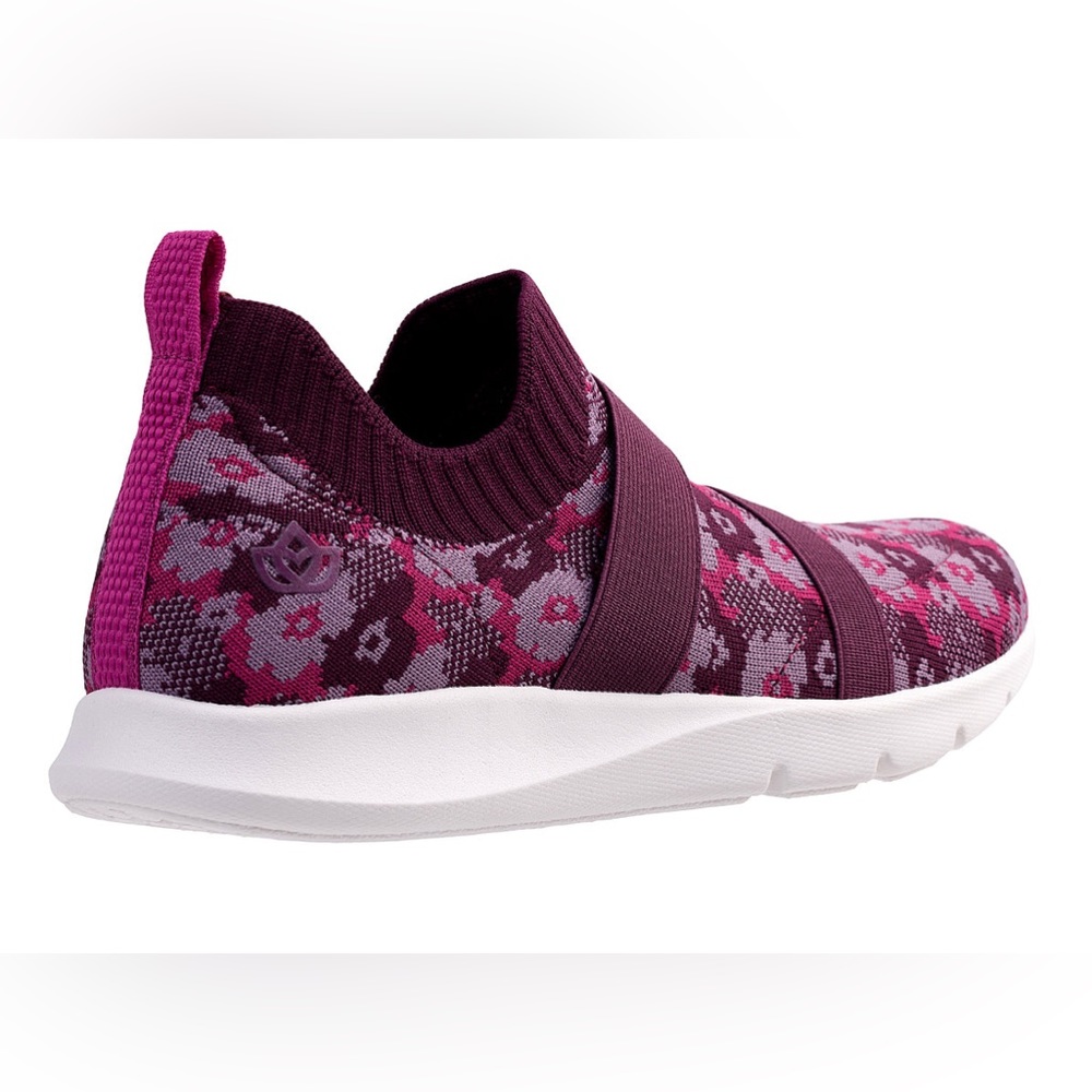 Women's Slip-On Knit Sneakers in Plum Pink - Picture 4 of 15